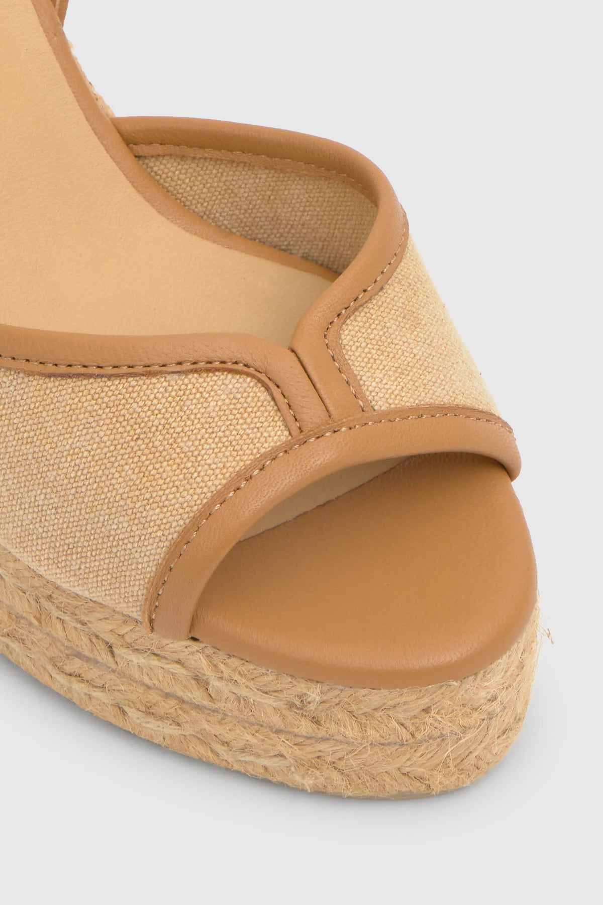 castaner brigitte ocre