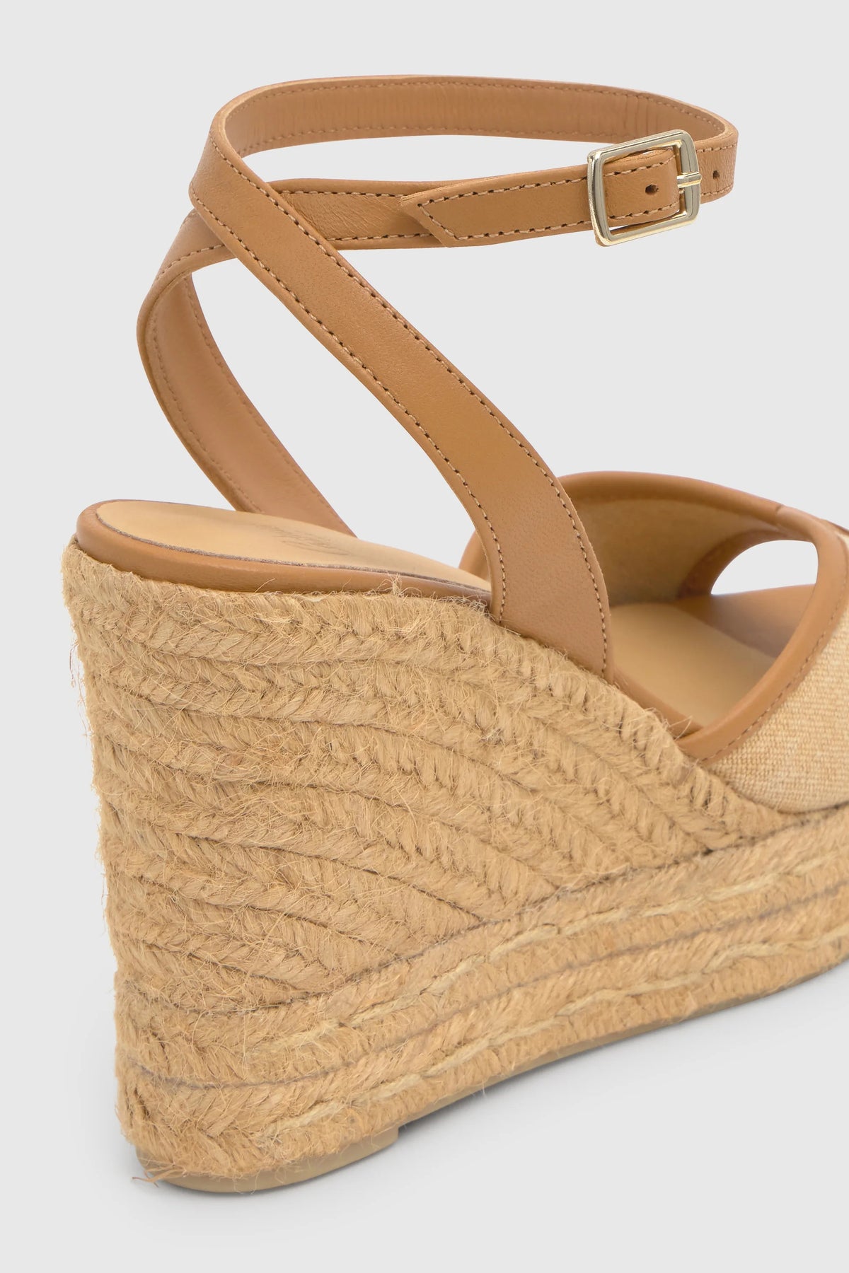 castaner brigitte ocre