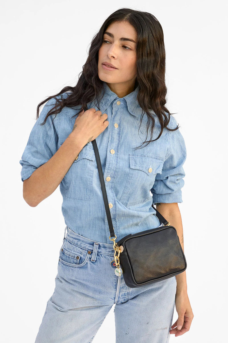 clare v. midi sac petit caviar black