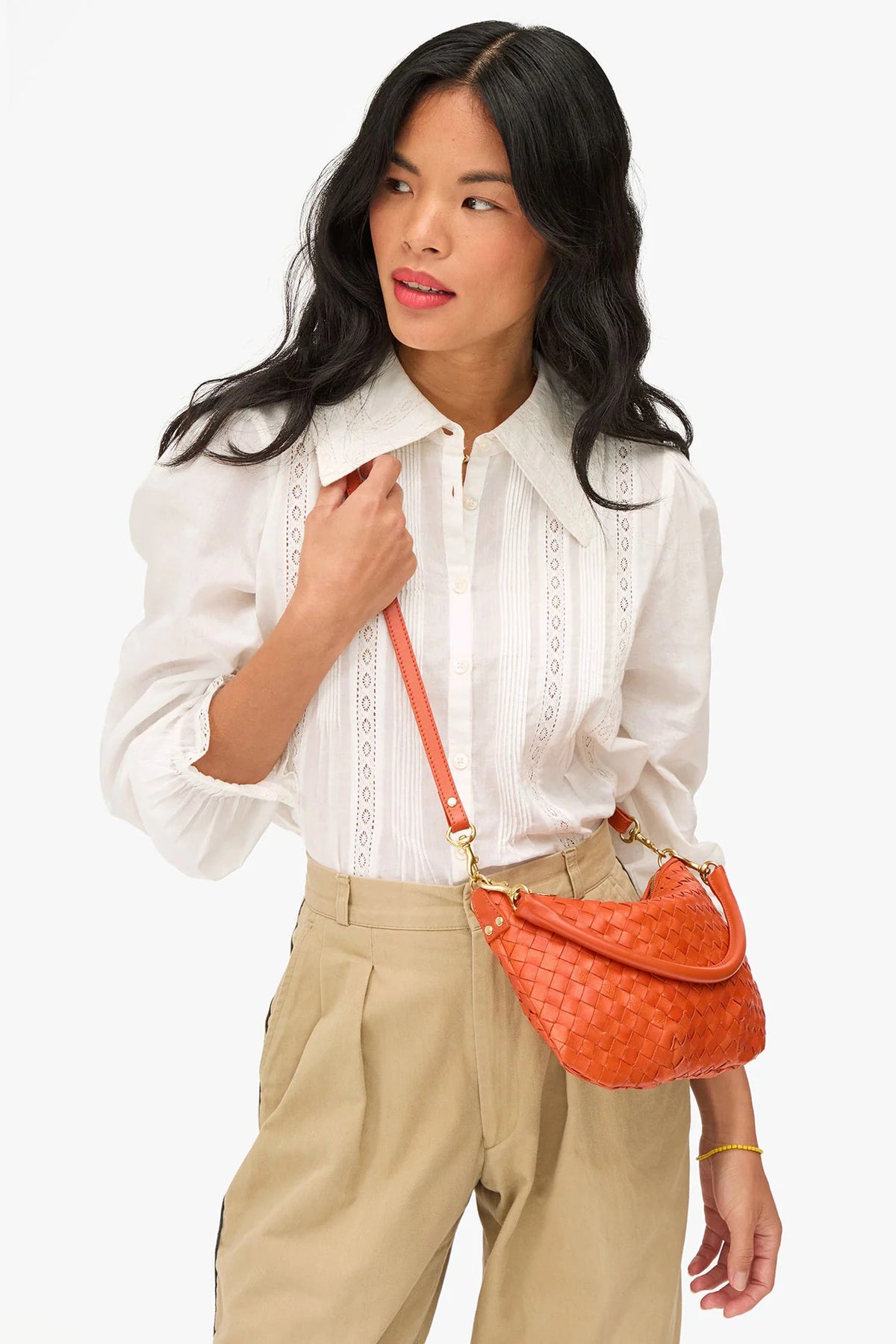 clare v. petit moyen saltillo woven