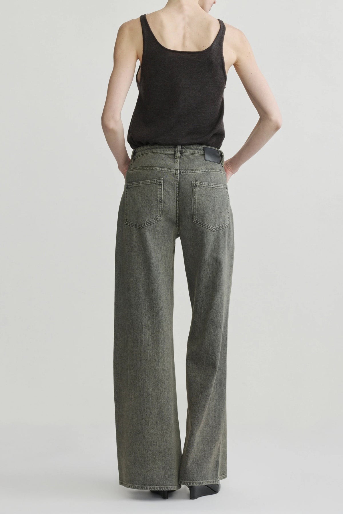dl1961 alex baggy wide leg character green aura
