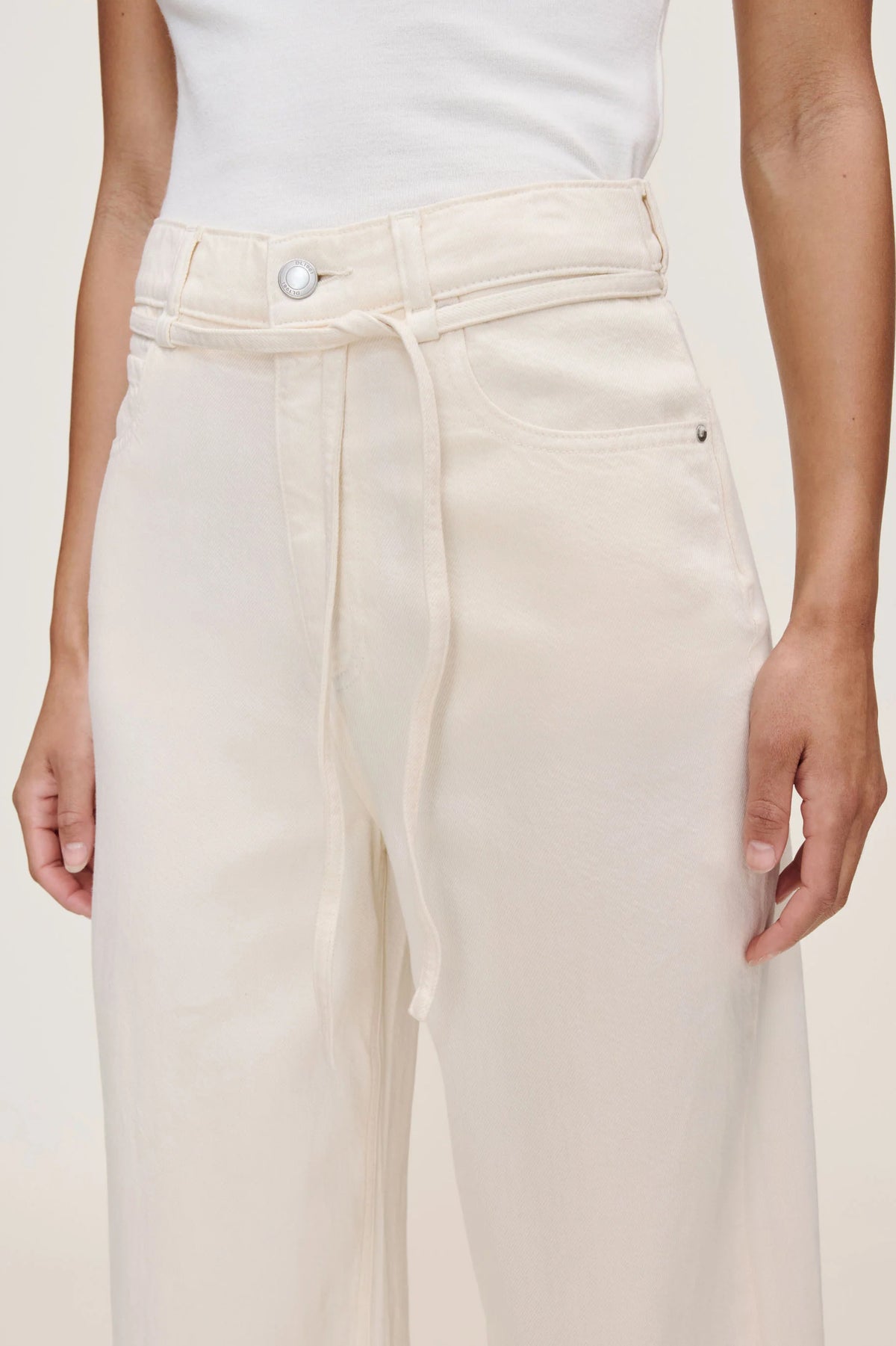 dl1961 casie relaxed wide leg crema