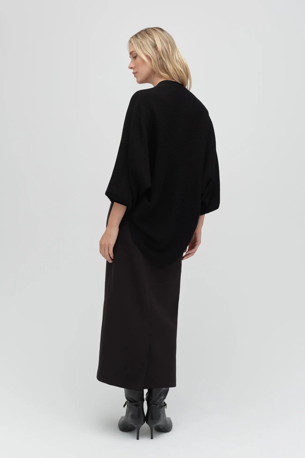 favorite daughter the layla shrug black