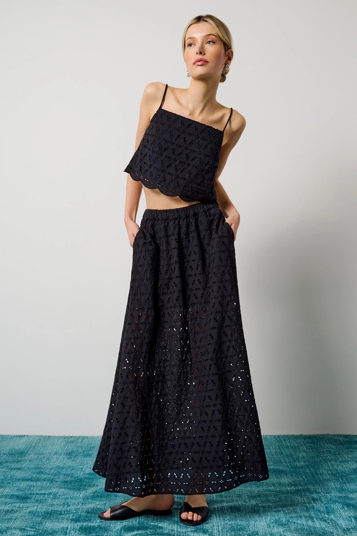 favorite daughter the pretty please skirt black
