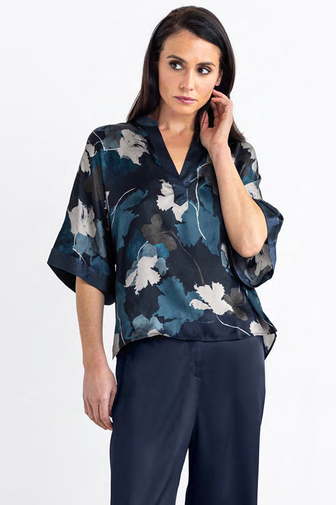 go silk go polo lounge top mid moon floral