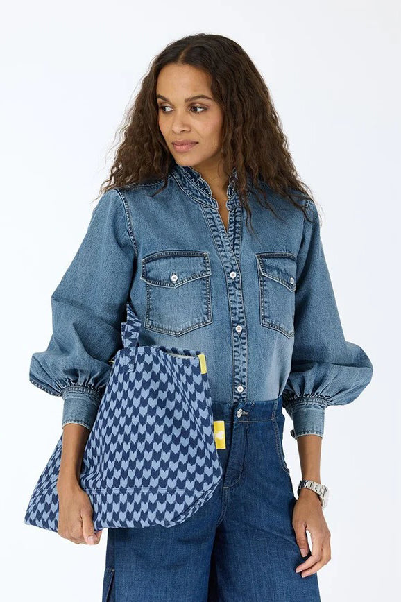 kerri rosenthal heart in check tote blue