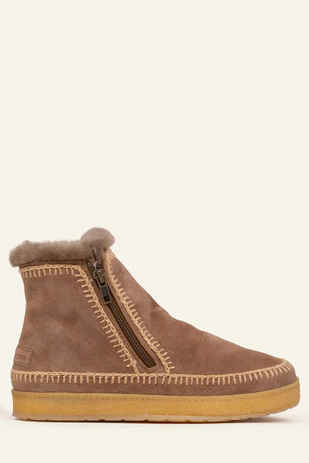 laidback london setsu ankle boot camel beige