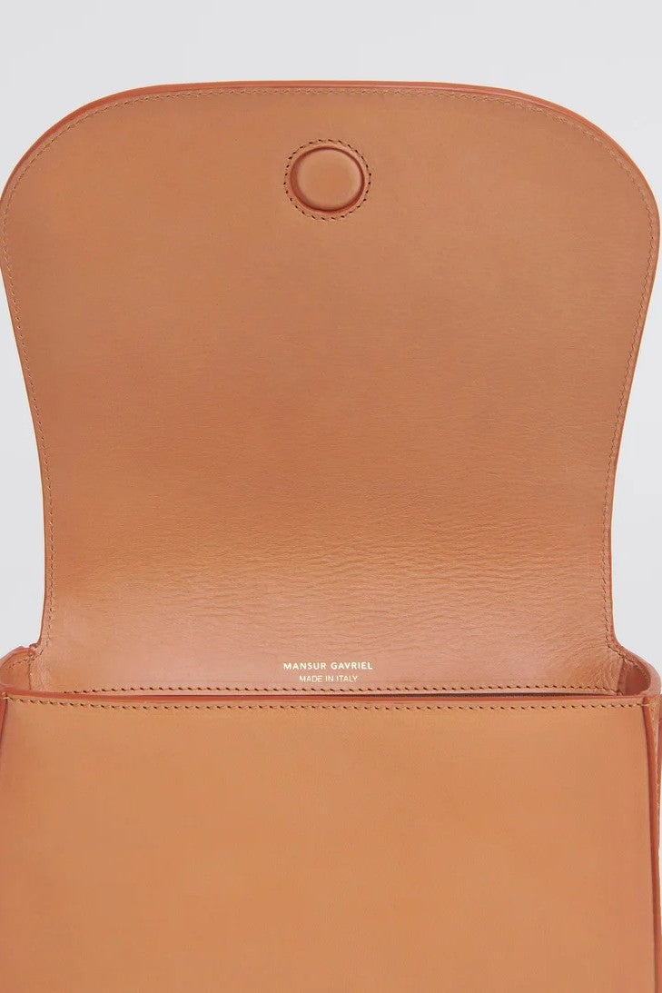 mansure gavriel classic crossbody cammello