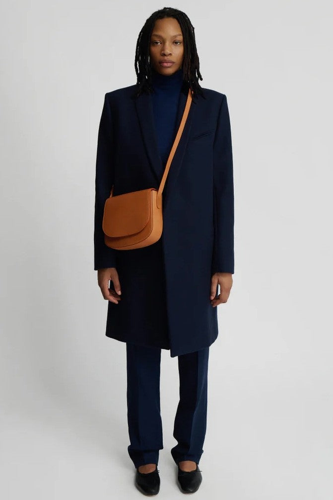 mansure gavriel classic crossbody cammello