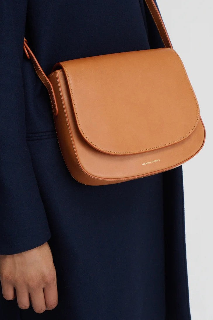 mansure gavriel classic crossbody cammello