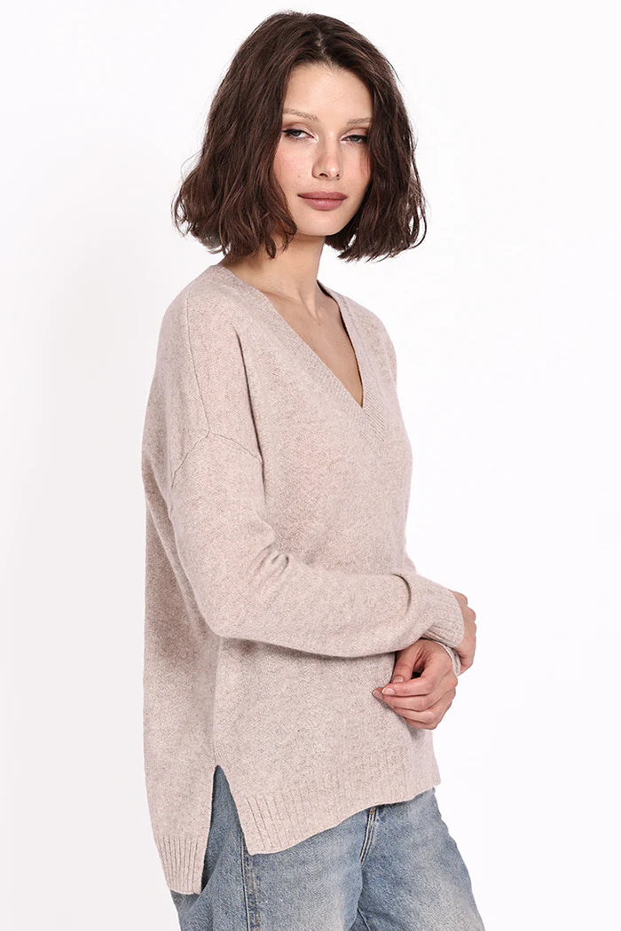 minnie rose cashmere long and lean v ecru 