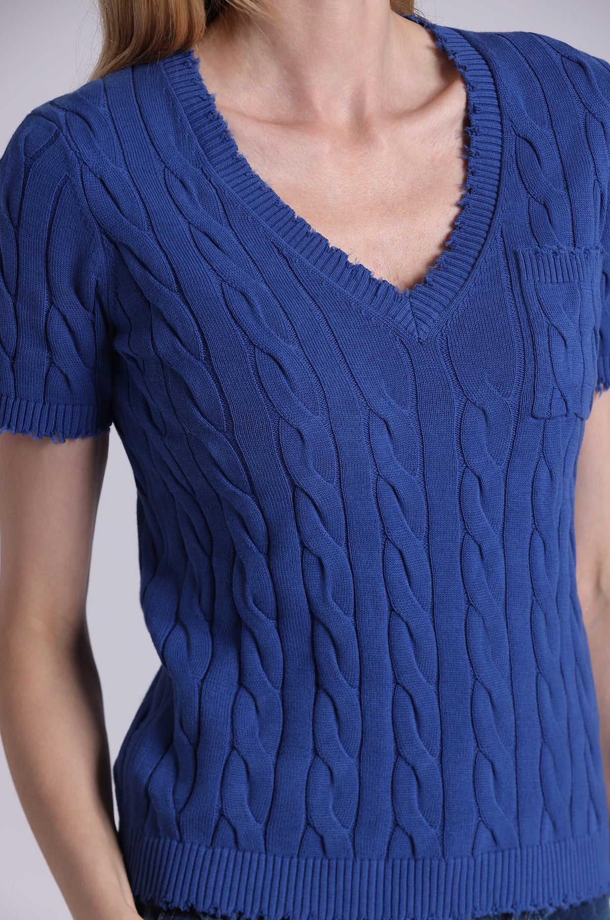 minnie rose frayed cable v-neck cosmic blue