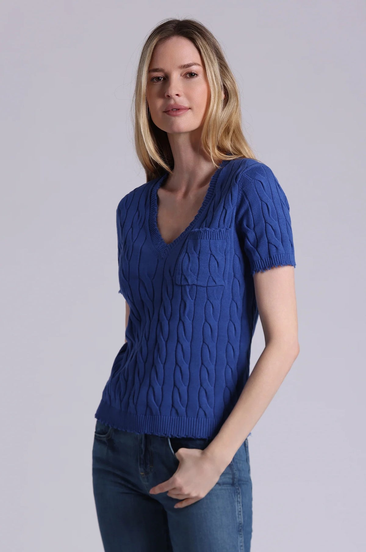 minnie rose frayed cable v-neck cosmic blue