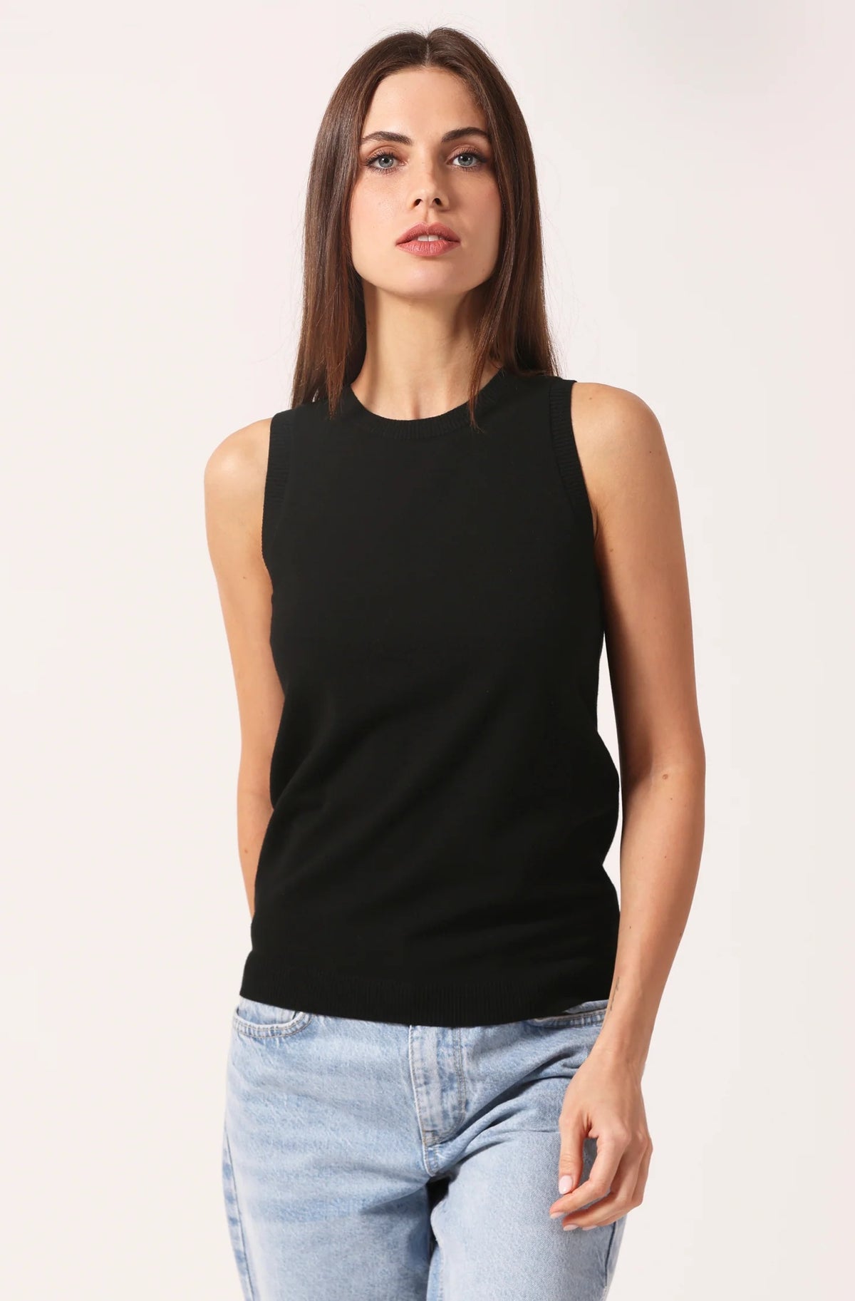 minnie rose viscose crew tank black