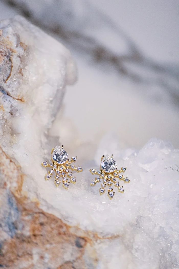 native gem crystaline stud earrings
