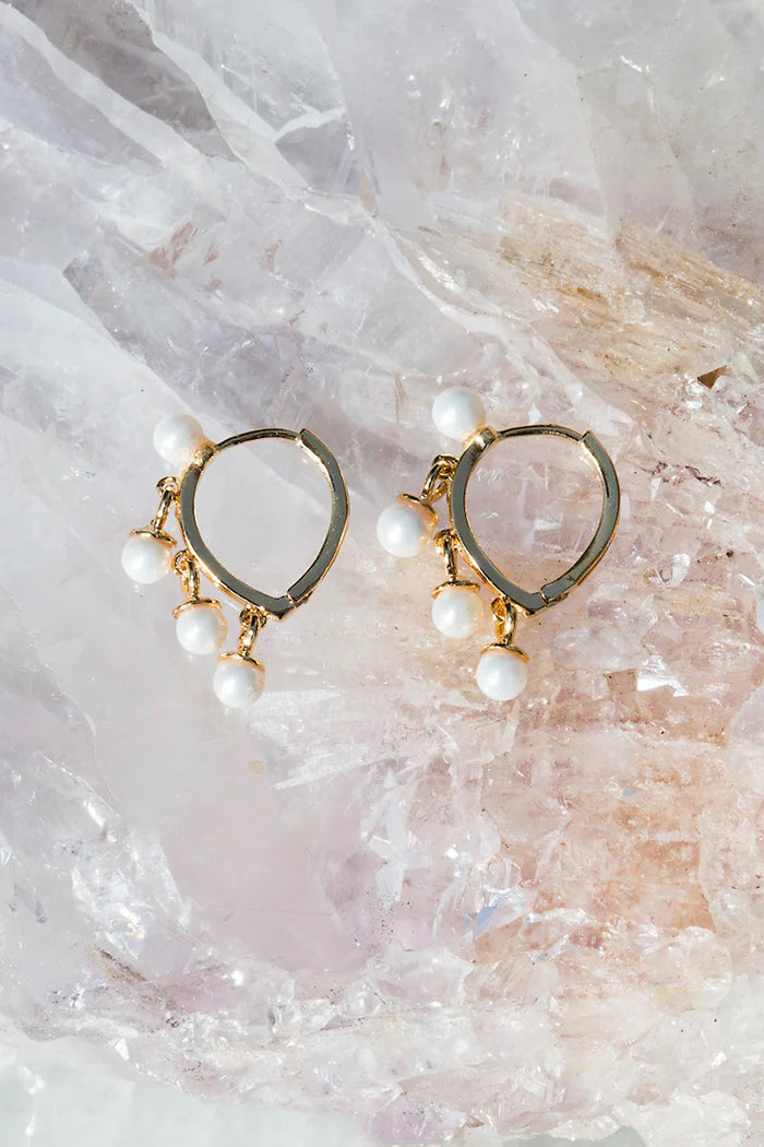native gem floating pearl earrings