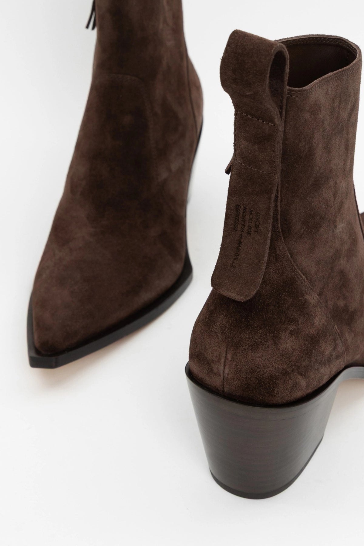 oncept nashville espresso suede