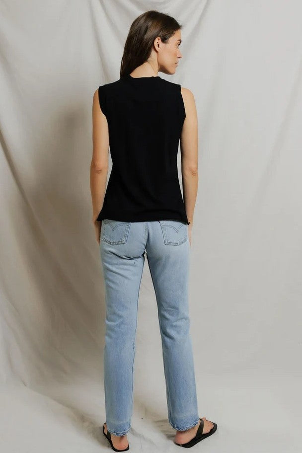 perfectwhitetee faye black