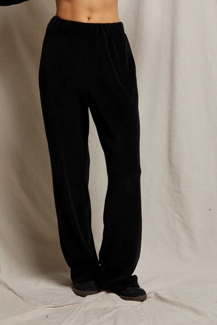 perfectwhitetee holly true black velour