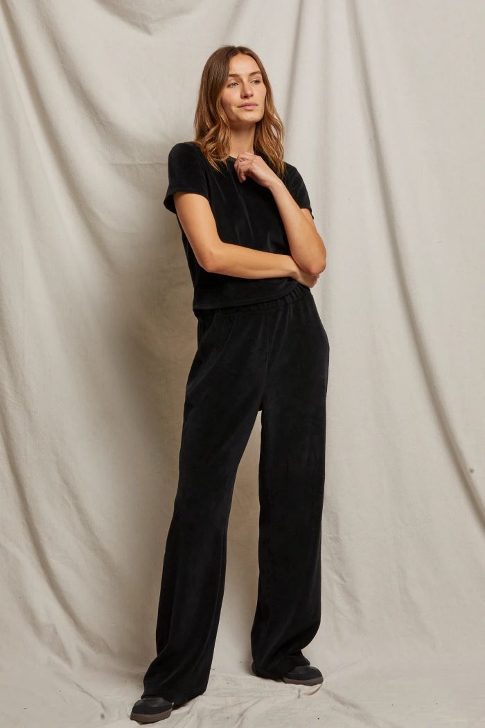 perfectwhitetee holly true black velour