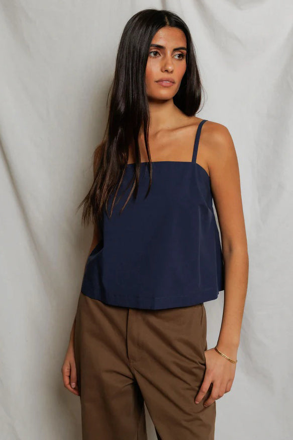 perfectwhitetee kamora navy