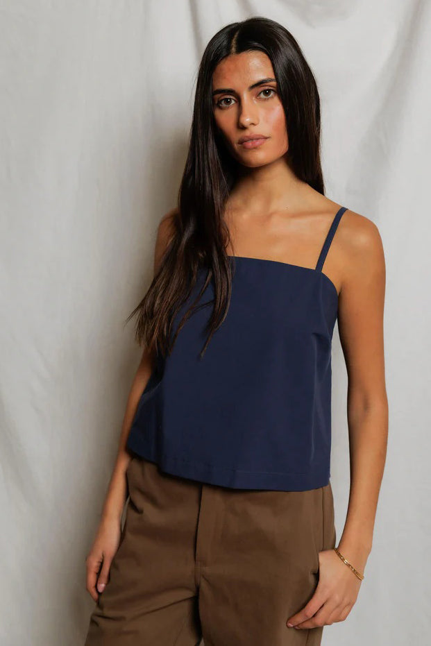 perfectwhitetee kamora navy