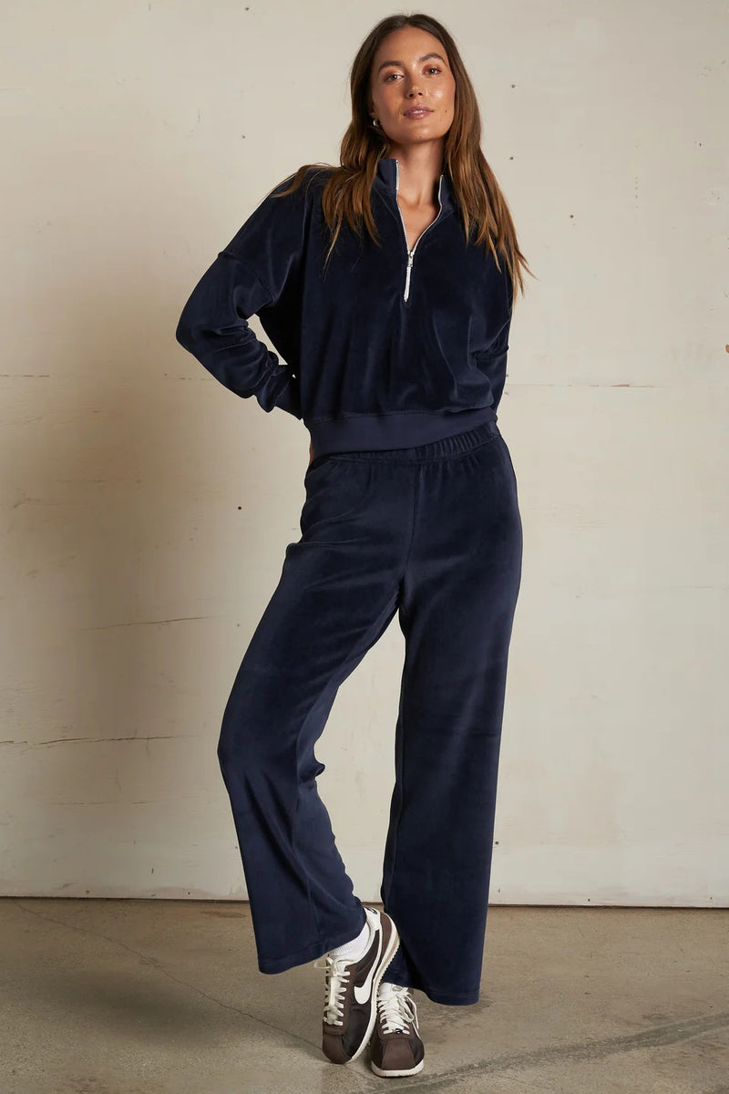 perfectwhitetee kiva navy