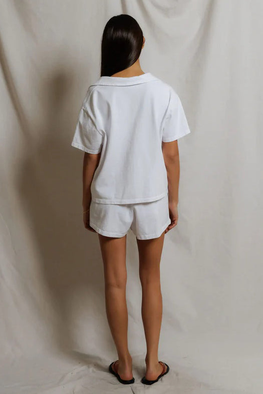 perfectwhitetee liz white