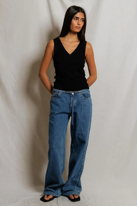 perfectwhitetee mallory true black