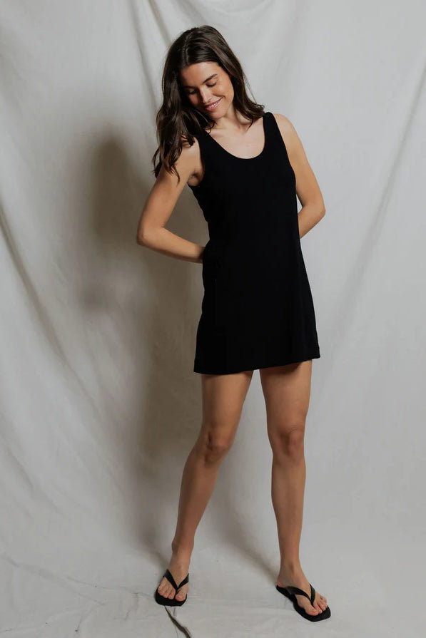 perfectwhitetee skylar black