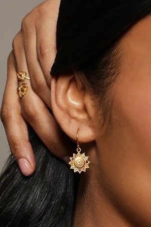 satya vibrant self lotus earrings