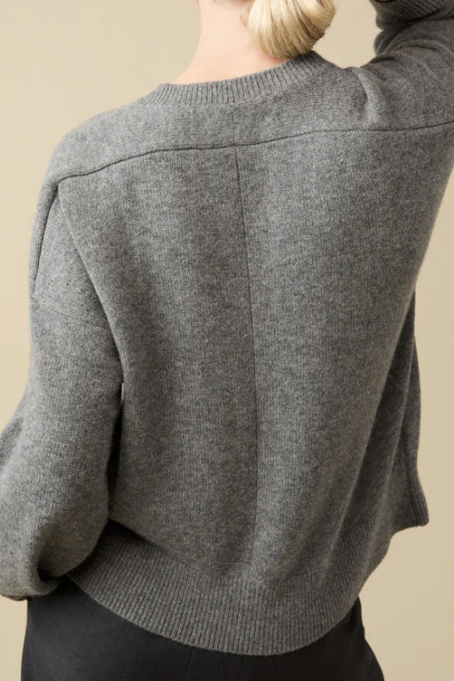 soldout.nyc the cashmere v-neck heather grey