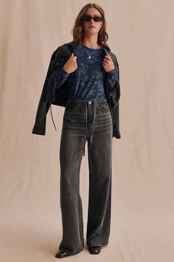 splendid cecelia floral tee dark navy