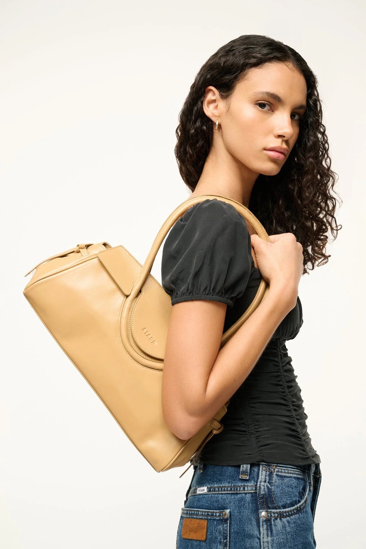 staud maude shoulder bag camel